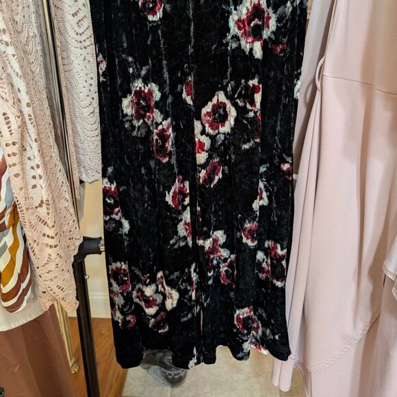 Indigo Rein Black Velvet Floral Wide Leg Palazzo Pants Smocked Waist Medium - Picture 3 of 4